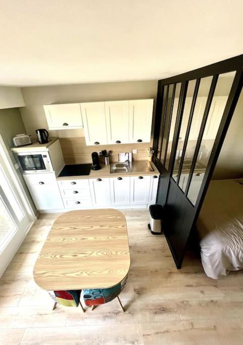 Appartement A 50m A Pieds De La *